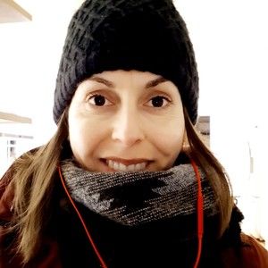 Meet your Posher, Caroline